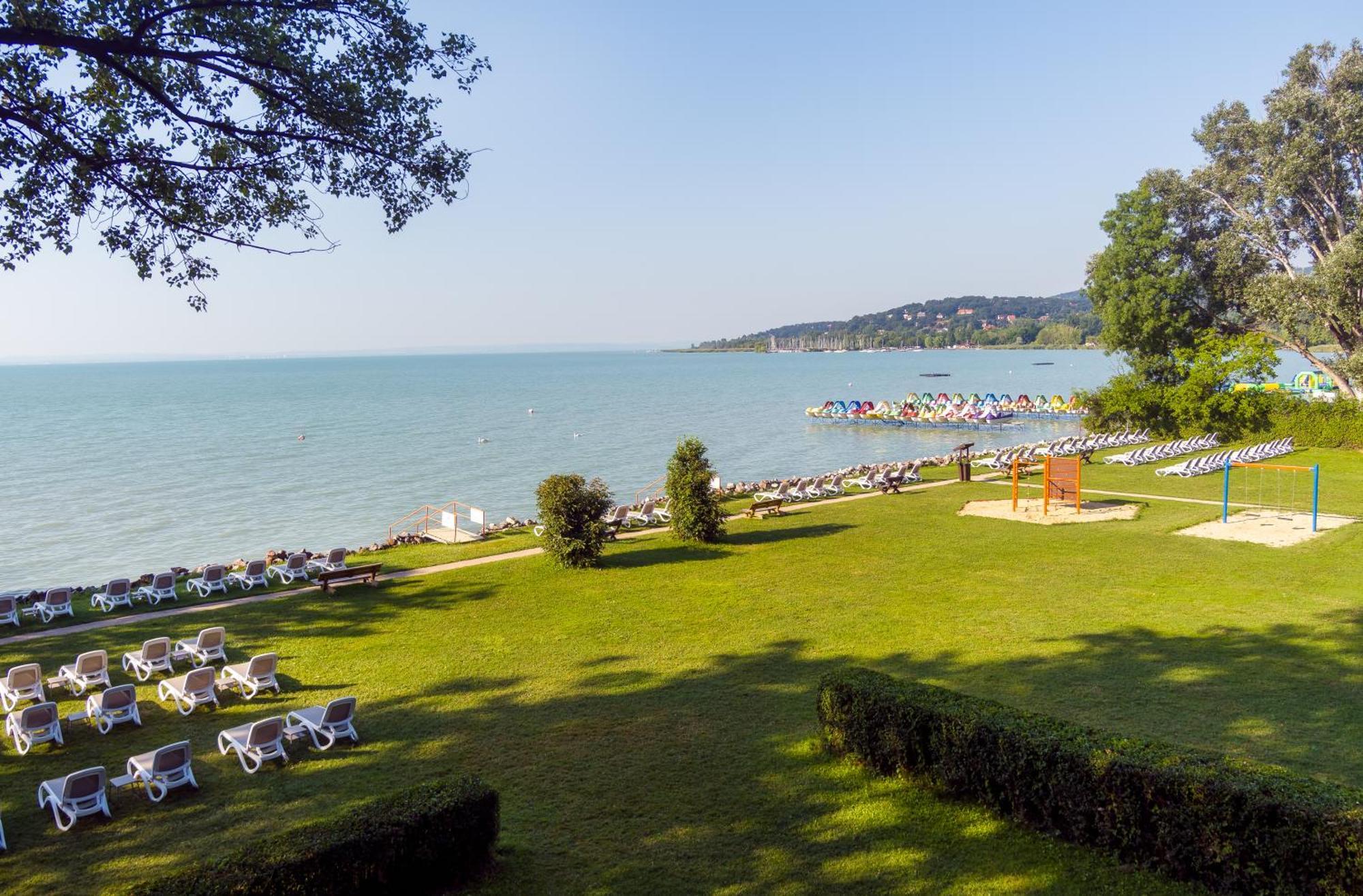 Hunguest Hotel Bal Resort Balatonalmádi Екстериор снимка